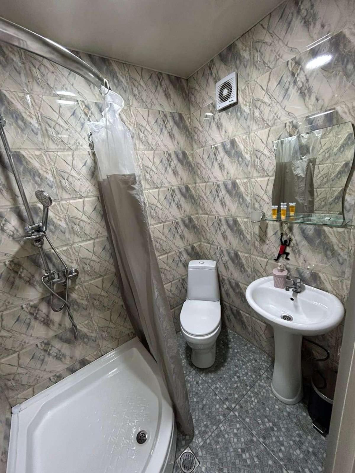 Mr Guest House Тбилиси Екстериор снимка